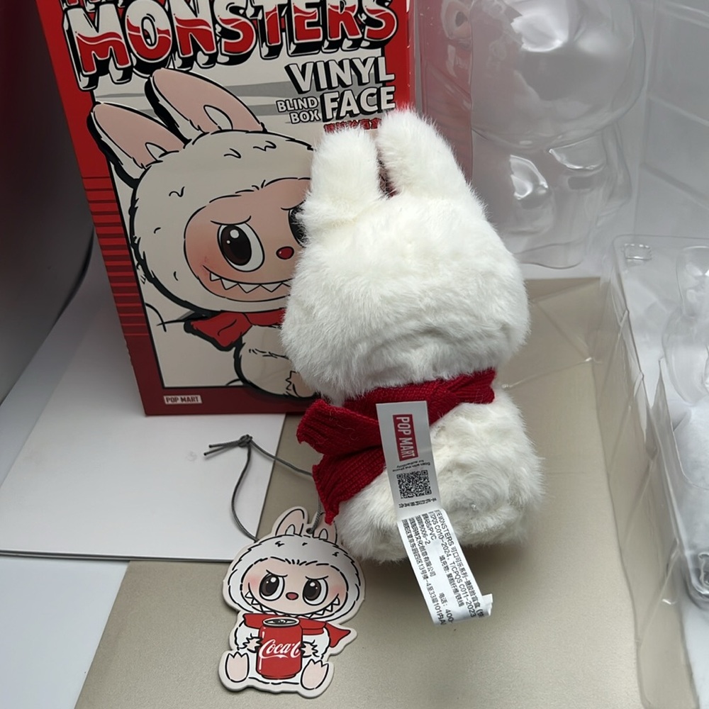 LABUBU -THE MONSTERS COCA-COLA SERIES-Vinyl Face Blind Box “Happy Factor” NWOT - Picture 8 of 15